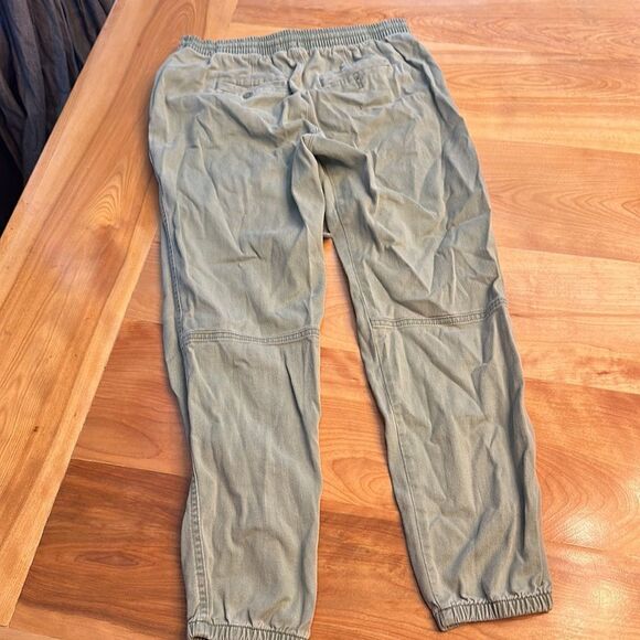 Gap green linen jogger style pants - Picture 3 of 5